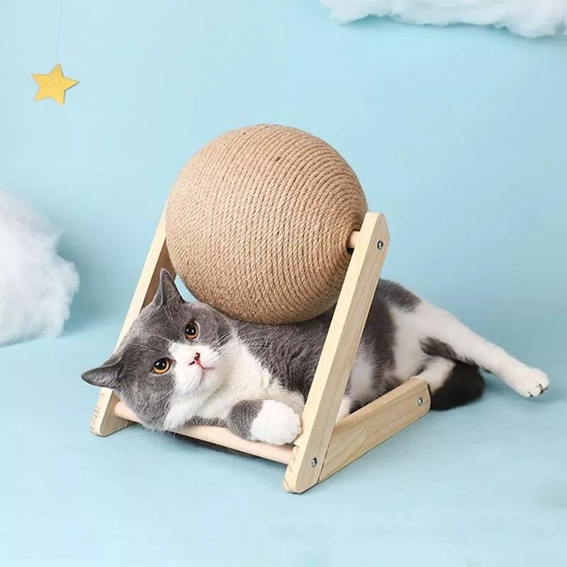 Eco-Friendly Wood and Sisal Rope Scratching Ball for Cat