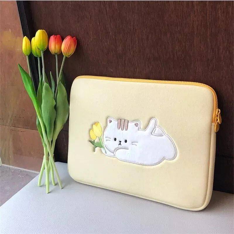 Universal Cute Squirrel Tablet Sleeve Universal Cute Squirrel Tablet Sleeve
